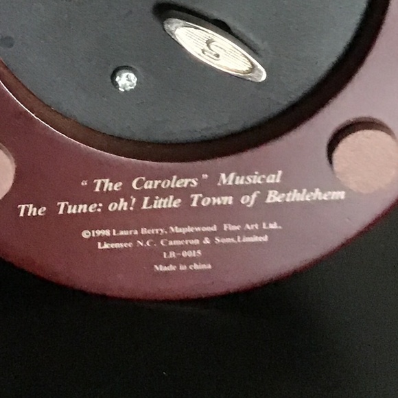 Berry Bears The Carolers  Music Box plays Oh Little Town of Bethlehem - Picture 6 of 7